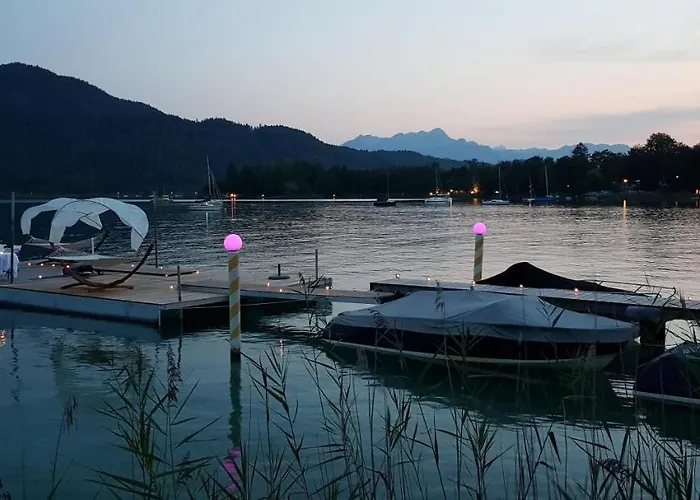 Schlossvilla Miralago Szálloda 4*